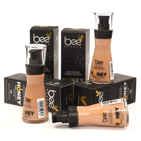 کرم پودر حاوی عسل هانی بی بیوتی – HONEY BY BEE BEAUTY